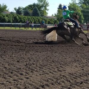 Meet your Posher, Mallory